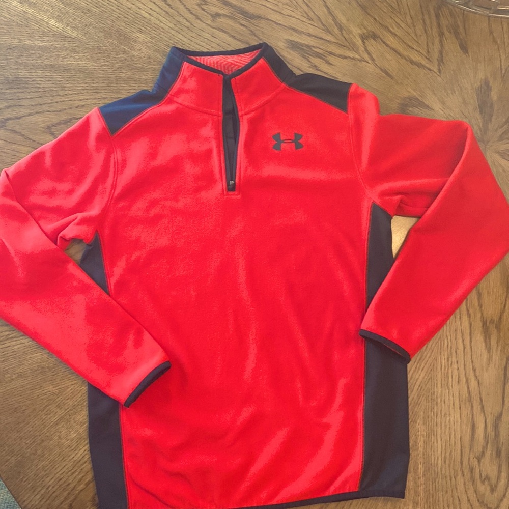 Boy’s Under Armour Pullover - youth xl